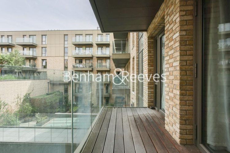 1  bedroom flat to rent in Queens Wharf, Crisp Road, W6-image 5