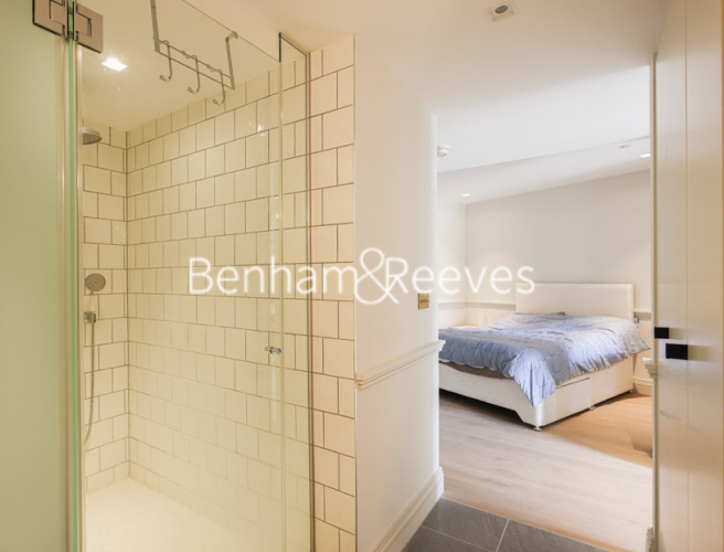 1 bedroom flat to rent in Queens Wharf, Crisp Road, W6-image 12
