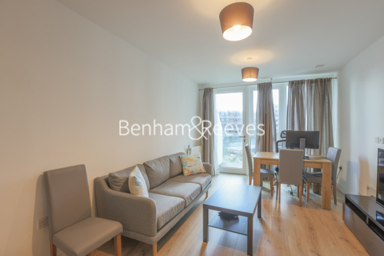 1 bedroom flat to rent in Beadon Road, Hammersmith, W6-image 1