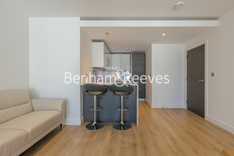 1 bedroom flat to rent in Marquis House, Beadon Road, W6-image 8