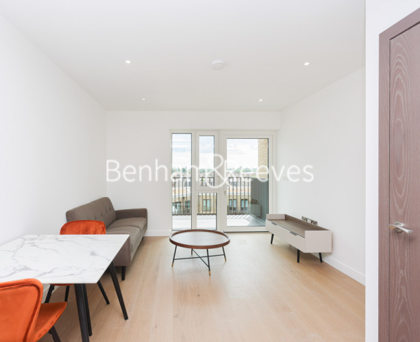 1 bedroom flat to rent in Holland House, Parrs Way, W6-image 7