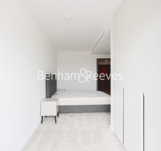1  bedroom flat to rent in Holland House, Parrs Way, W6-image 9