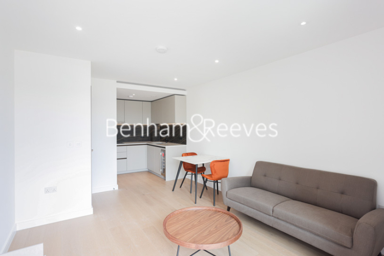 1  bedroom flat to rent in Holland House, Parrs Way, W6-image 19