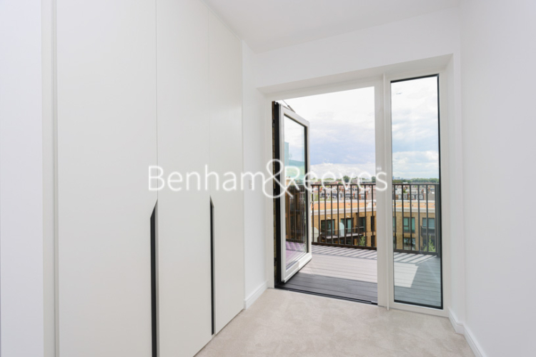 1  bedroom flat to rent in Holland House, Parrs Way, W6-image 20