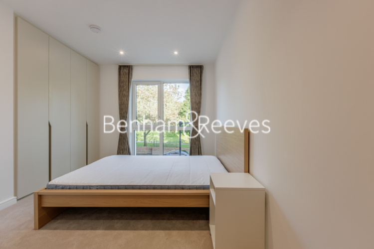 2  bedrooms flat to rent in Distillery Road, Hammersmith, W6-image 9
