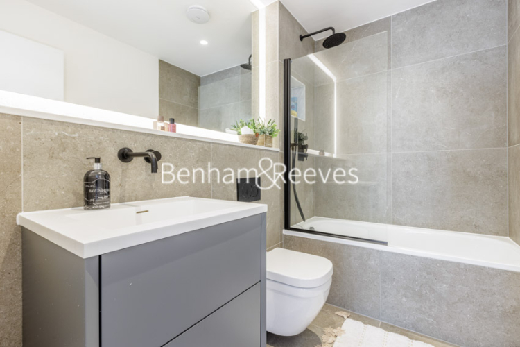 2  bedrooms flat to rent in Durnsford House, Durnsford Road, SW19-image 4
