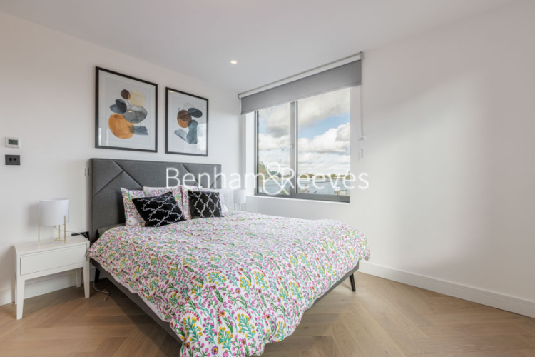 2  bedrooms flat to rent in Durnsford House, Durnsford Road, SW19-image 10
