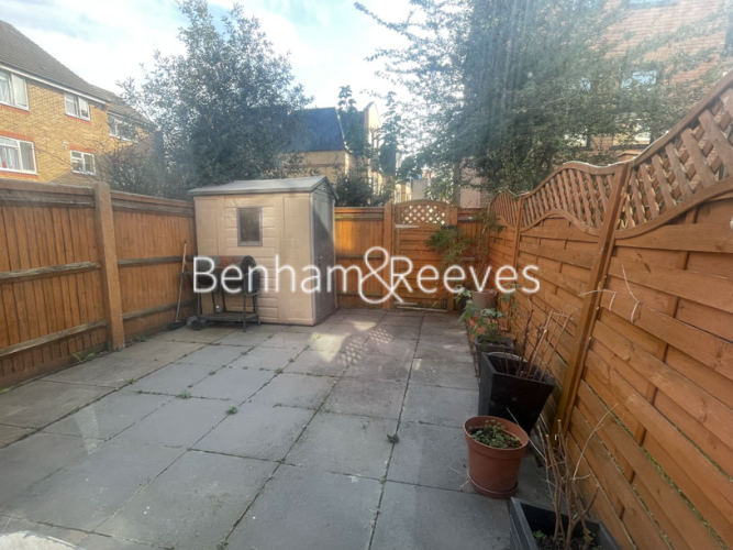 3  bedrooms house to rent in Albion Mews, Hammersmith, W6-image 6