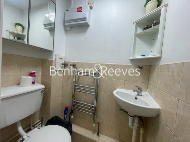 3  bedrooms house to rent in Albion Mews, Hammersmith, W6-image 10