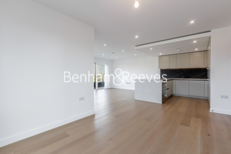 3  bedrooms flat to rent in Parrs Way, Hammersmith, W6-image 6
