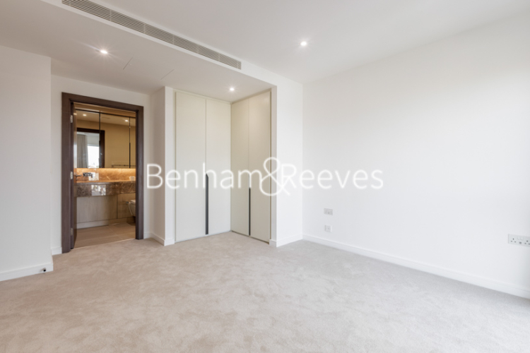 3  bedrooms flat to rent in Parrs Way, Hammersmith, W6-image 10