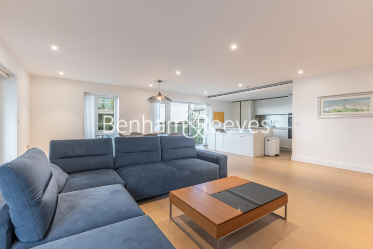 3  bedrooms flat to rent in Tierney Lane, Hammersmith, W6-image 6
