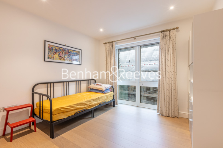 3  bedrooms flat to rent in Tierney Lane, Hammersmith, W6-image 18