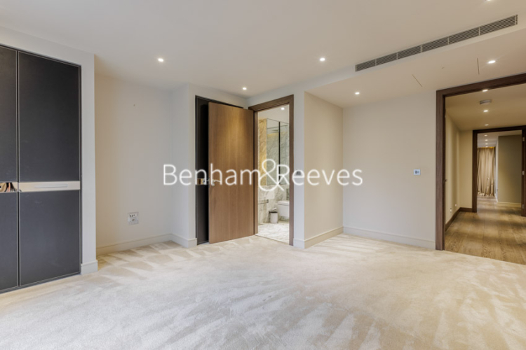 2  bedrooms flat to rent in Regatta Lane, Hammersmith, W6-image 3