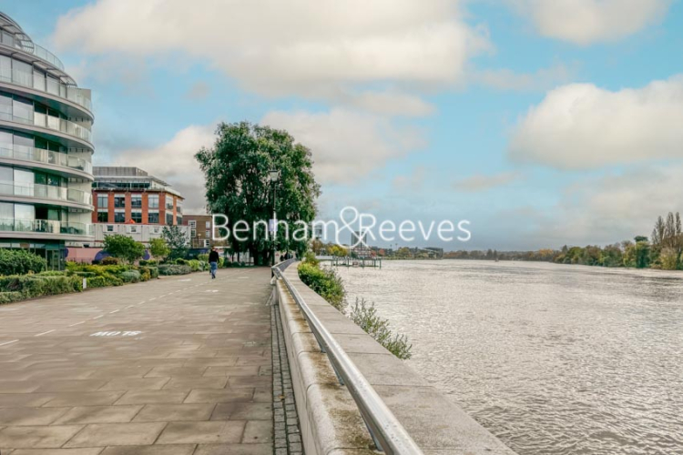 2  bedrooms flat to rent in Regatta Lane, Hammersmith, W6-image 7