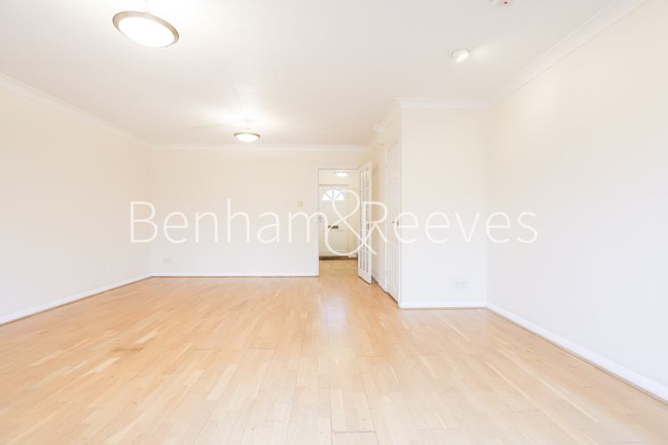 3 bedrooms flat to rent in Langham place, Hammersmith, W4-image 7