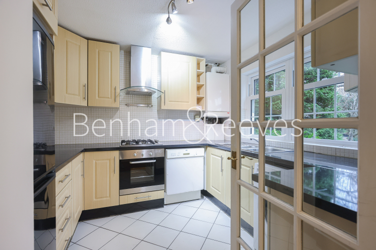 3 bedrooms flat to rent in Langham place, Hammersmith, W4-image 8