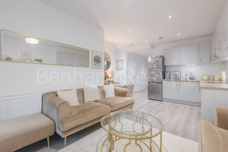 2 bedrooms flat to rent in Glenthorne Road, Hammersmith, W6-image 1