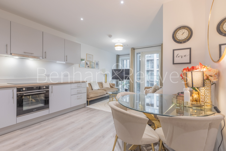 2  bedrooms flat to rent in Glenthorne Road, Hammersmith, W6-image 3