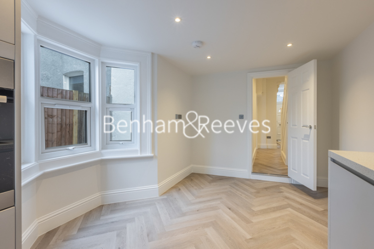 4 bedrooms house to rent in Everington Street, Hammersmith, W6-image 16