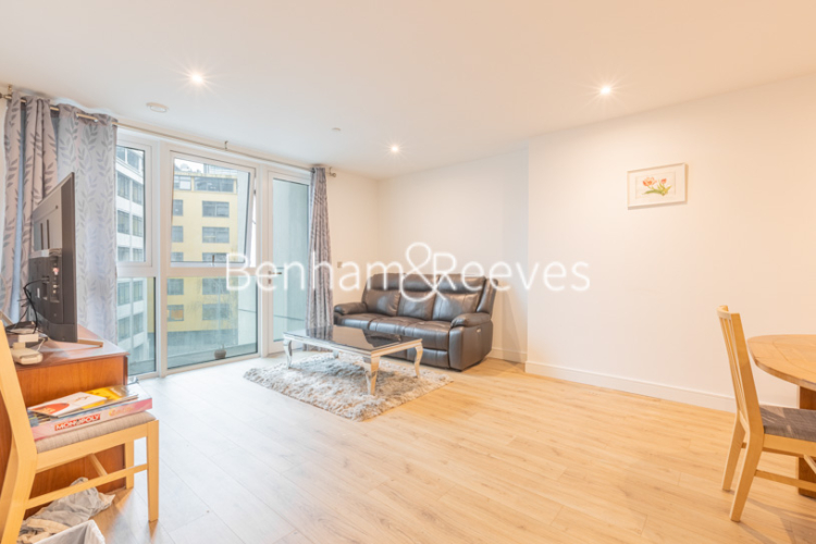2 bedrooms flat to rent in Marquis House, Glenthorne Road, W6-image 1