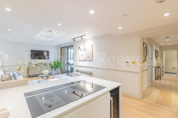 1  bedroom flat to rent in Queens Wharf, Crisp Road, W6-image 7