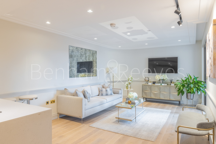 1  bedroom flat to rent in Queens Wharf, Crisp Road, W6-image 15