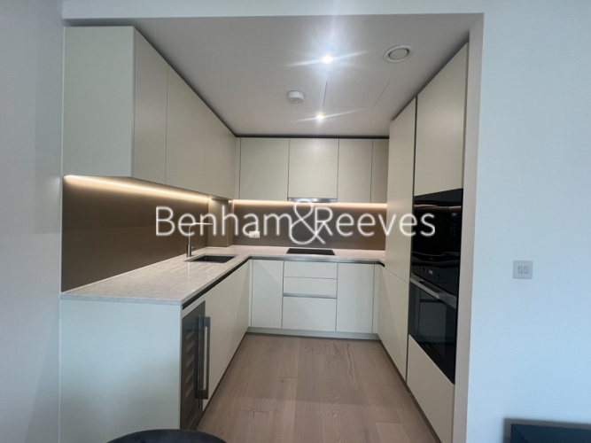 1  bedroom flat to rent in Holland House, Parrs Way, W6-image 2