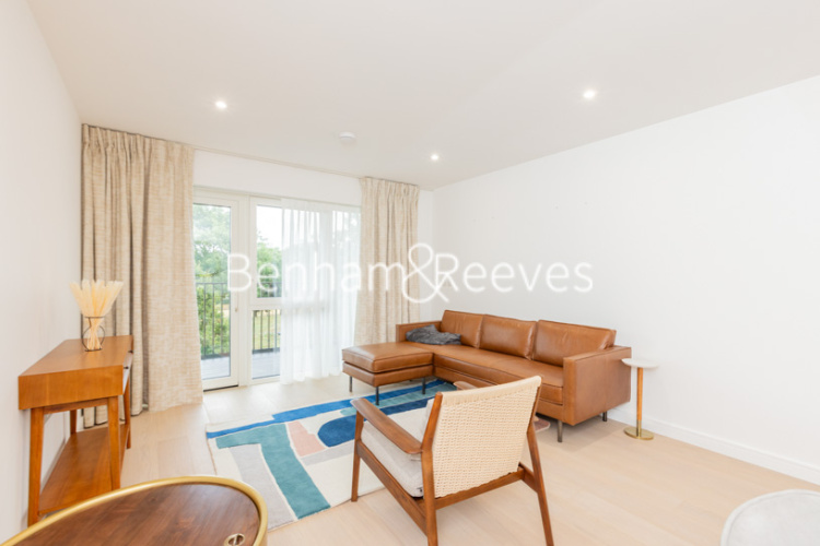 2  bedrooms flat to rent in Holland House, Parr's Way, W6-image 1