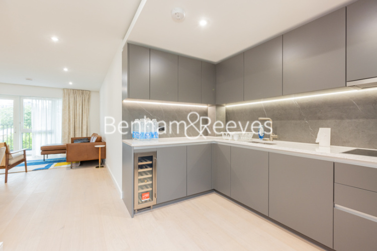 2  bedrooms flat to rent in Holland House, Parr's Way, W6-image 7