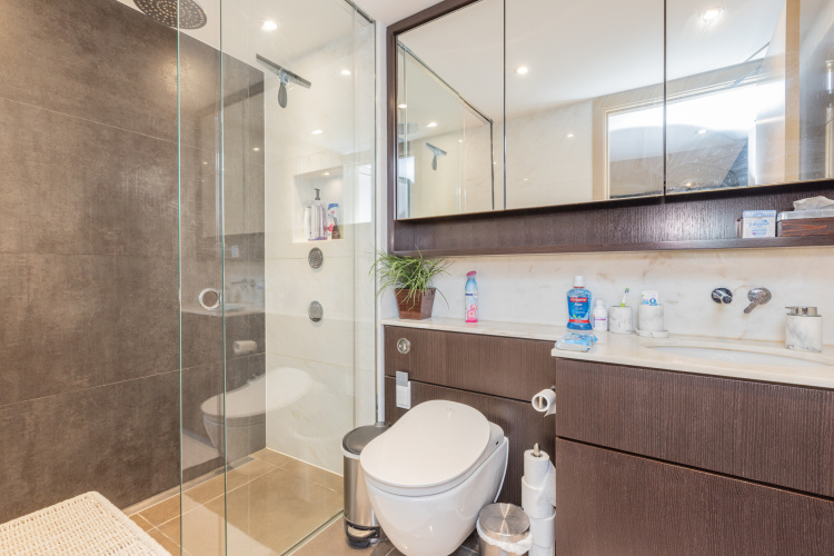 3  bedrooms flat to rent in Faulkner House, Tierney Lane, W6-image 5