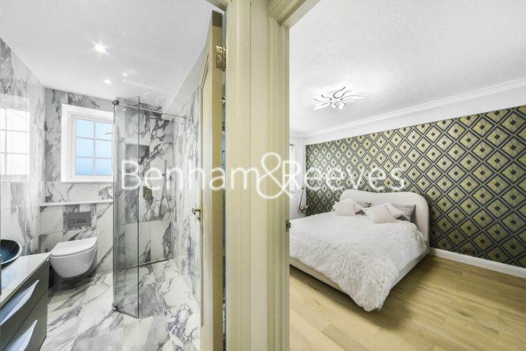1  bedroom flat to rent in Stafford Court, Goldhawk Road, W6-image 8