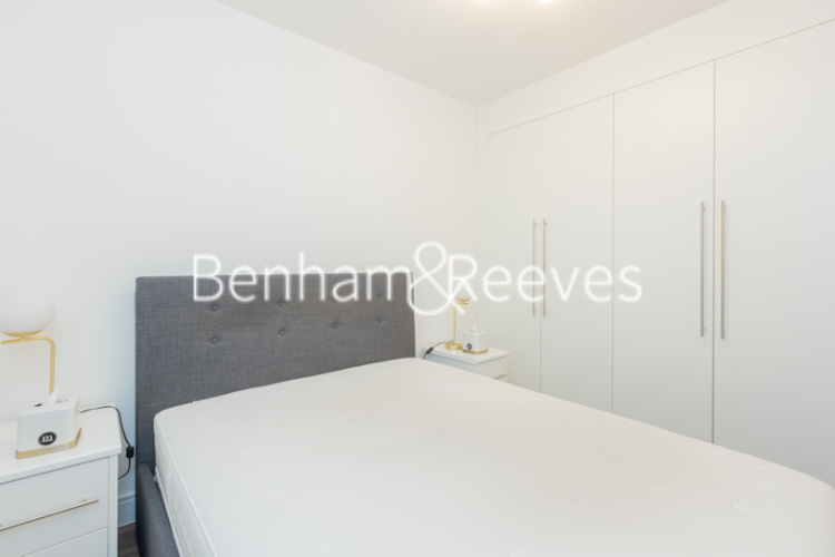 1  bedroom flat to rent in Faulkner House, Tierney Lane, W6-image 12