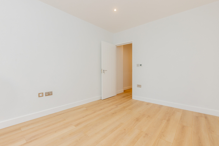 3  bedrooms flat to rent in Disraeli Road, Hammersmith, SW15-image 15