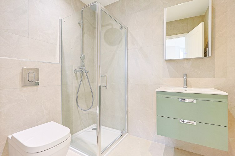 2  bedrooms flat to rent in Disraeli Road, Hammersmith, SW15-image 14