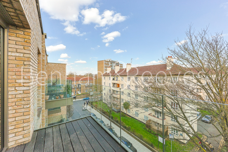 1  bedroom flat to rent in Queens Wharf, 2 Crisp Road, W6-image 5