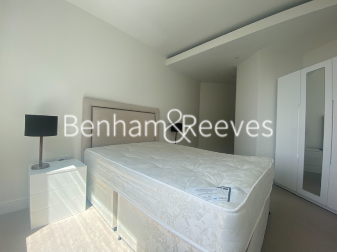 2  bedrooms flat to rent in Beadon Road, Hammersmith, W6-image 3