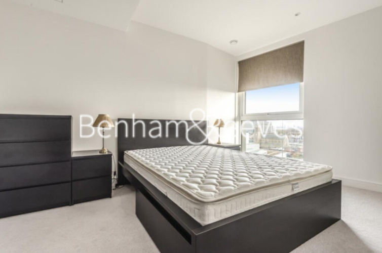 2  bedrooms flat to rent in Glenthorne Road, Montpellier House, W6-image 3