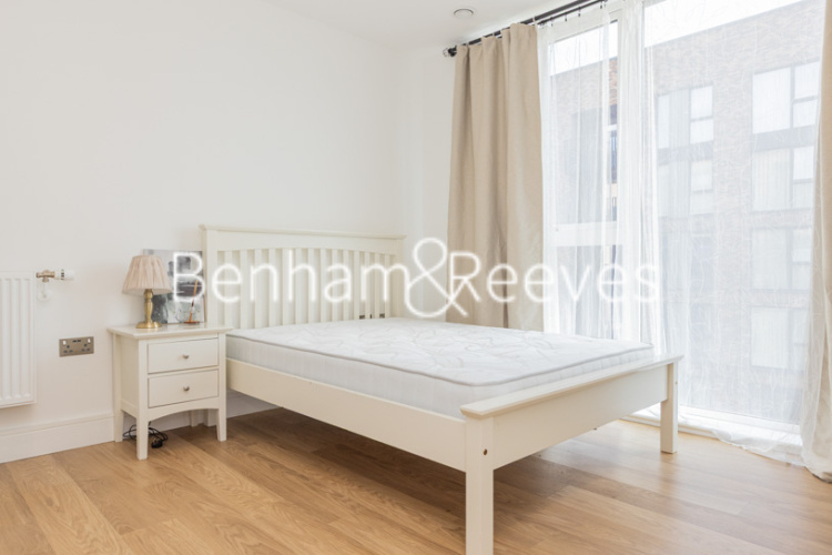 2  bedrooms flat to rent in Orton House, Plough Lane, SW17-image 16