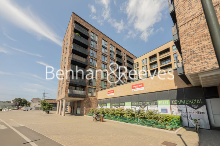 2  bedrooms flat to rent in Orton House, Plough Lane, SW17-image 17