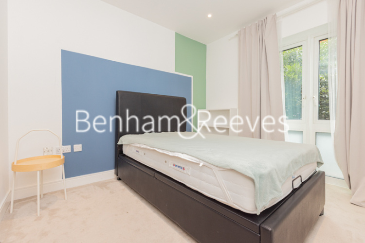 1  bedroom flat to rent in Faulkner House, Hammersmith, W6-image 4