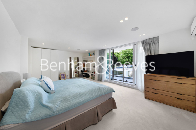 5  bedrooms flat to rent in Copse Hill, Hammersmith, SW20-image 10