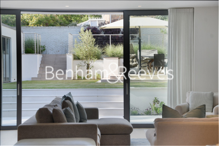 5  bedrooms flat to rent in Copse Hill, Hammersmith, SW20-image 28