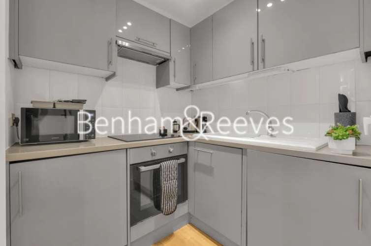 1  bedroom flat to rent in Lena Gardens, Hammersmith, W6-image 1