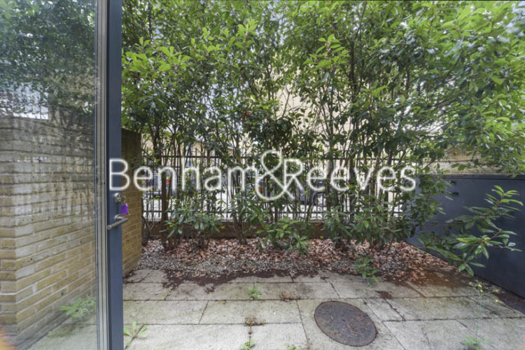 5  bedrooms flat to rent in Ashchurch Grove, Hammersmith, W12-image 14