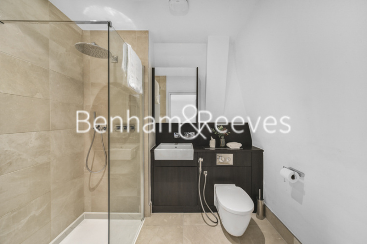 5  bedrooms flat to rent in Ashchurch Grove, Hammersmith, W12-image 19
