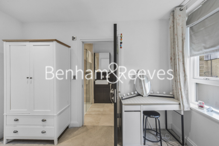 5  bedrooms flat to rent in Ashchurch Grove, Hammersmith, W12-image 22