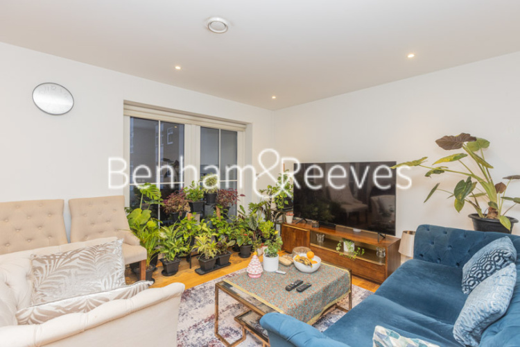2  bedrooms flat to rent in Upper Richmond Road, Hammersmith, SW15-image 8