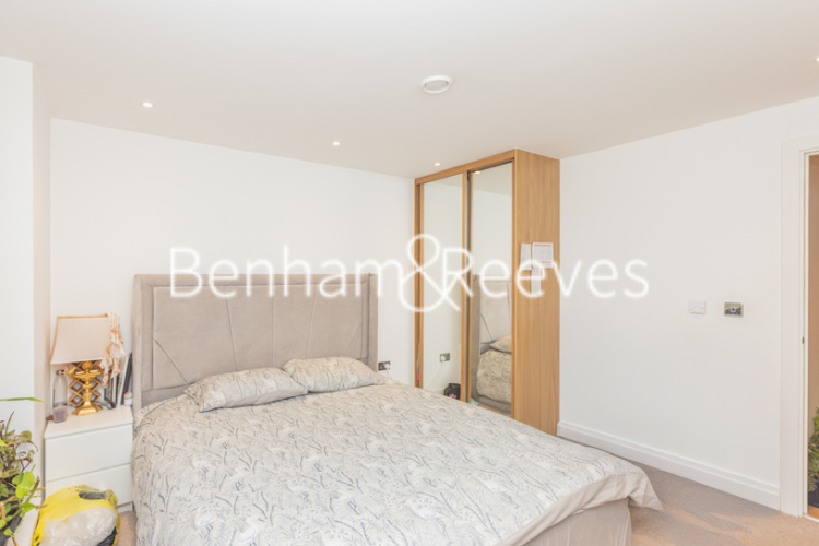 2  bedrooms flat to rent in Upper Richmond Road, Hammersmith, SW15-image 14