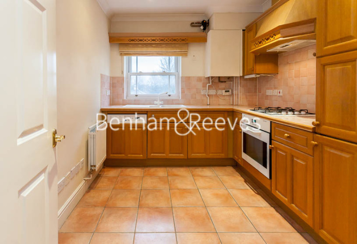 2  bedrooms flat to rent in Clayton House, Trinity Church Road, SW13-image 2